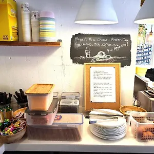 Hostel Cube Itaewon South Korea