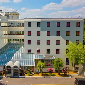 Cis Kellermann 2* Paris